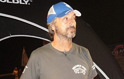 Enrico Vismara, alias Chicco, il n. 1 dell'arcipelago toscano nella traina con vivo, detiene il record locale della Ricciola più grande (52 kg). Una vera leggenda nel mondo dei pescatori sportivi, pescare insieme a lui equivale a giocare a pallone con Totti! Con lui puoi praticare le tecniche della Traina con vivo, Traina a calamari, Traina costiera, Traina d'altura, Vertical Jigging, Bolentino di profondità e Drifting,